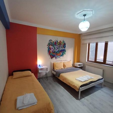 Deeps Hostel Eskişehir Luaran gambar